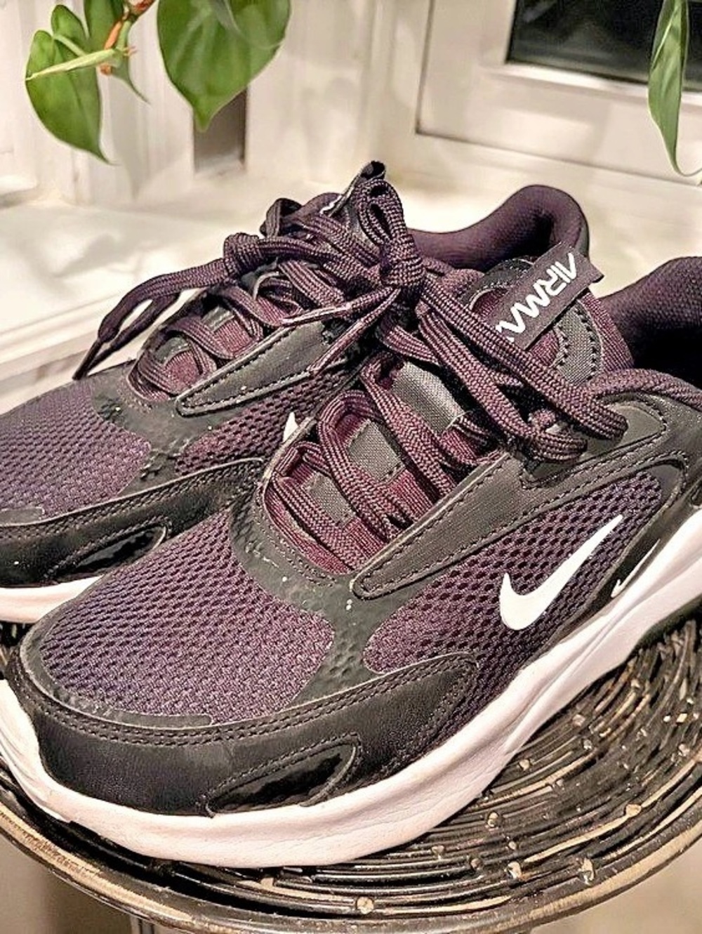 Nike Air Max Intrlk Lite Black & White Athletic Shoes